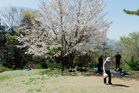 �������I